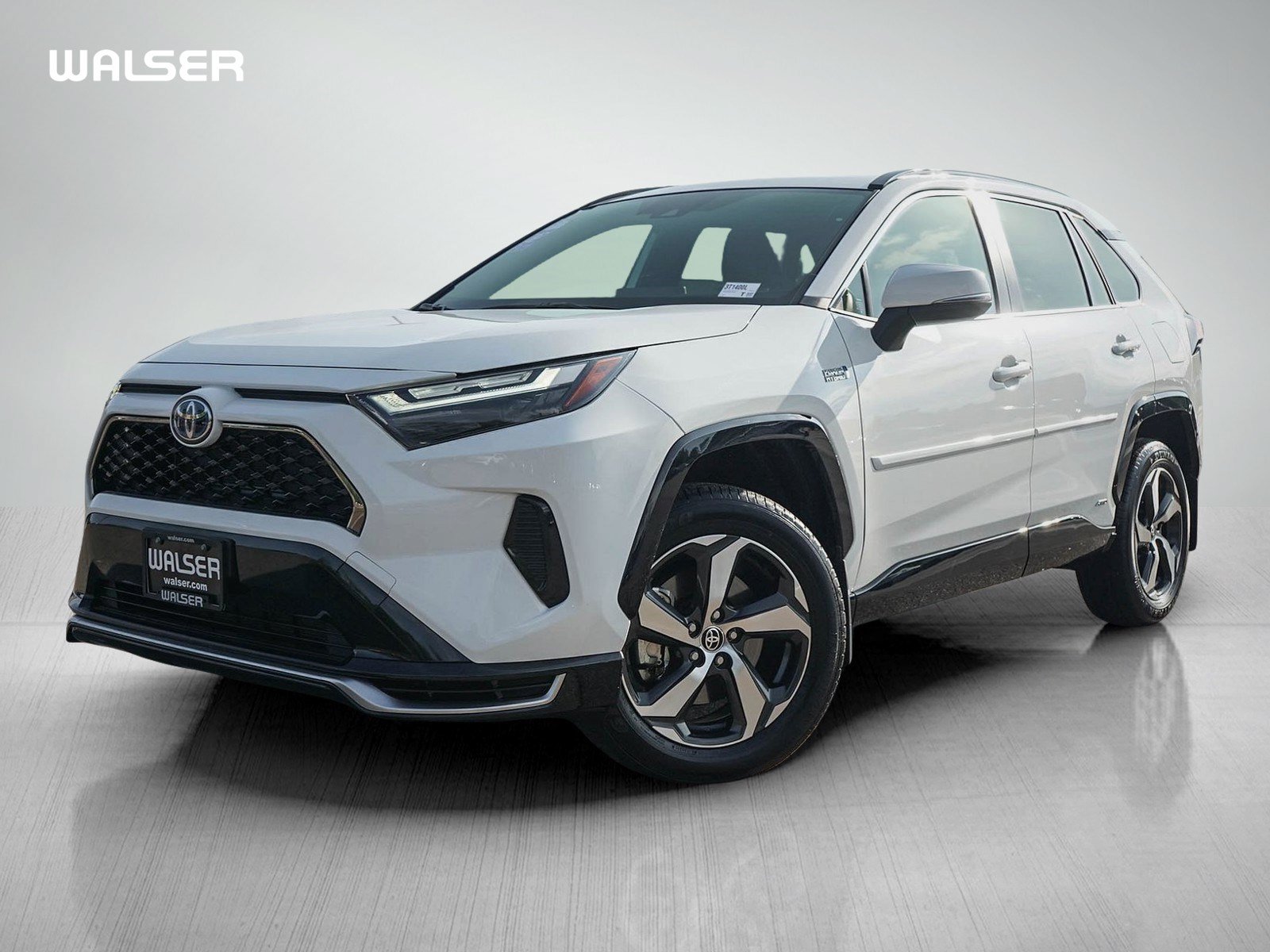 Used 2024 Toyota RAV4 SE w/ Weather & Moonroof Package