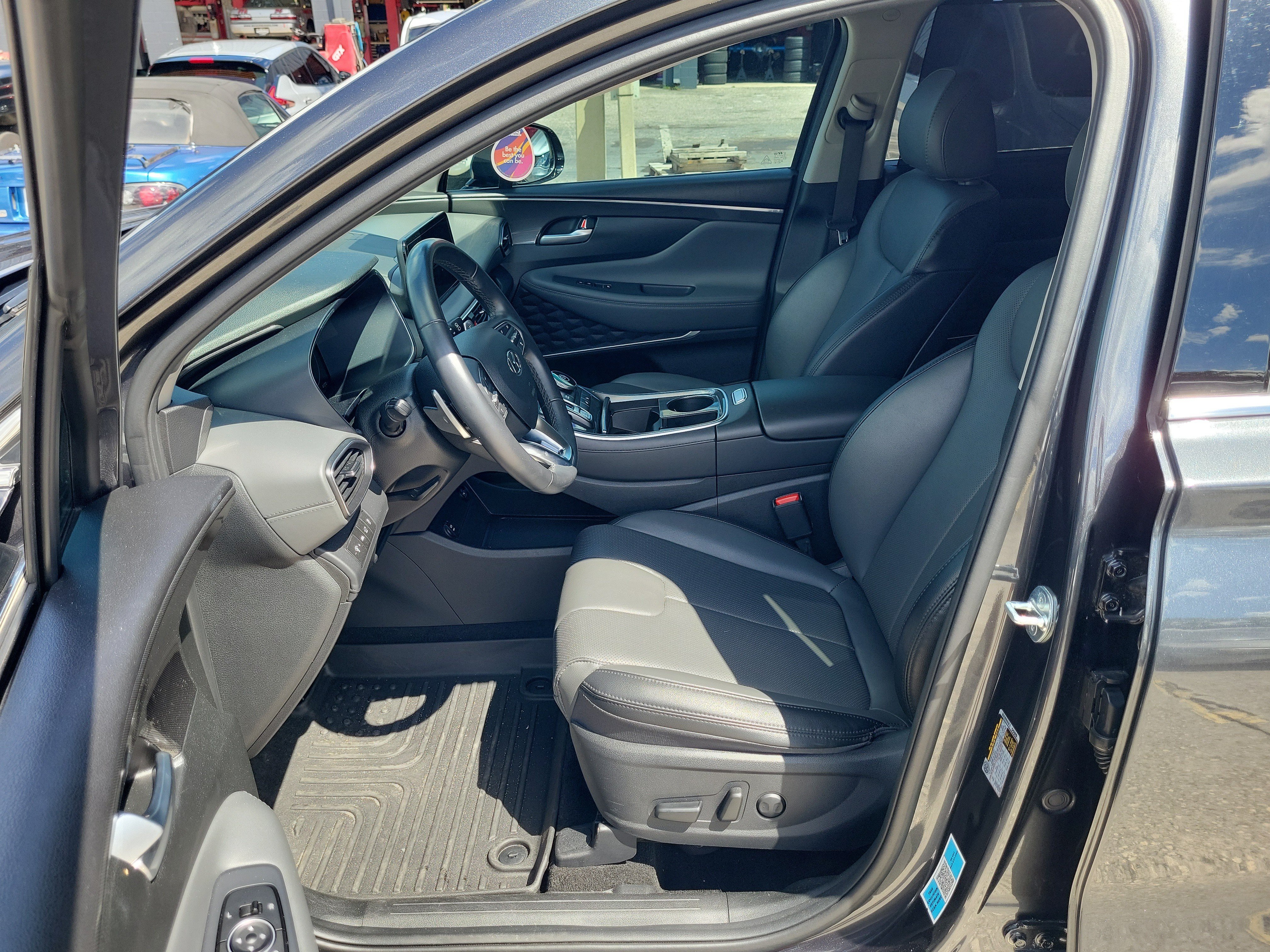 Used 2023 Hyundai Santa Fe SEL w/ Premium Package FWD image 13