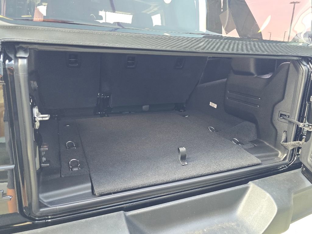 New 2025 Jeep Wrangler Sport S image 8