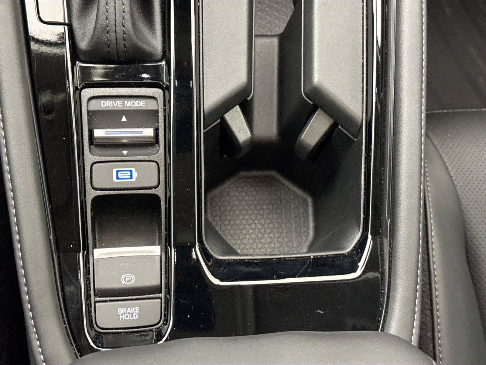 Used 2024 Honda Accord Touring image 26