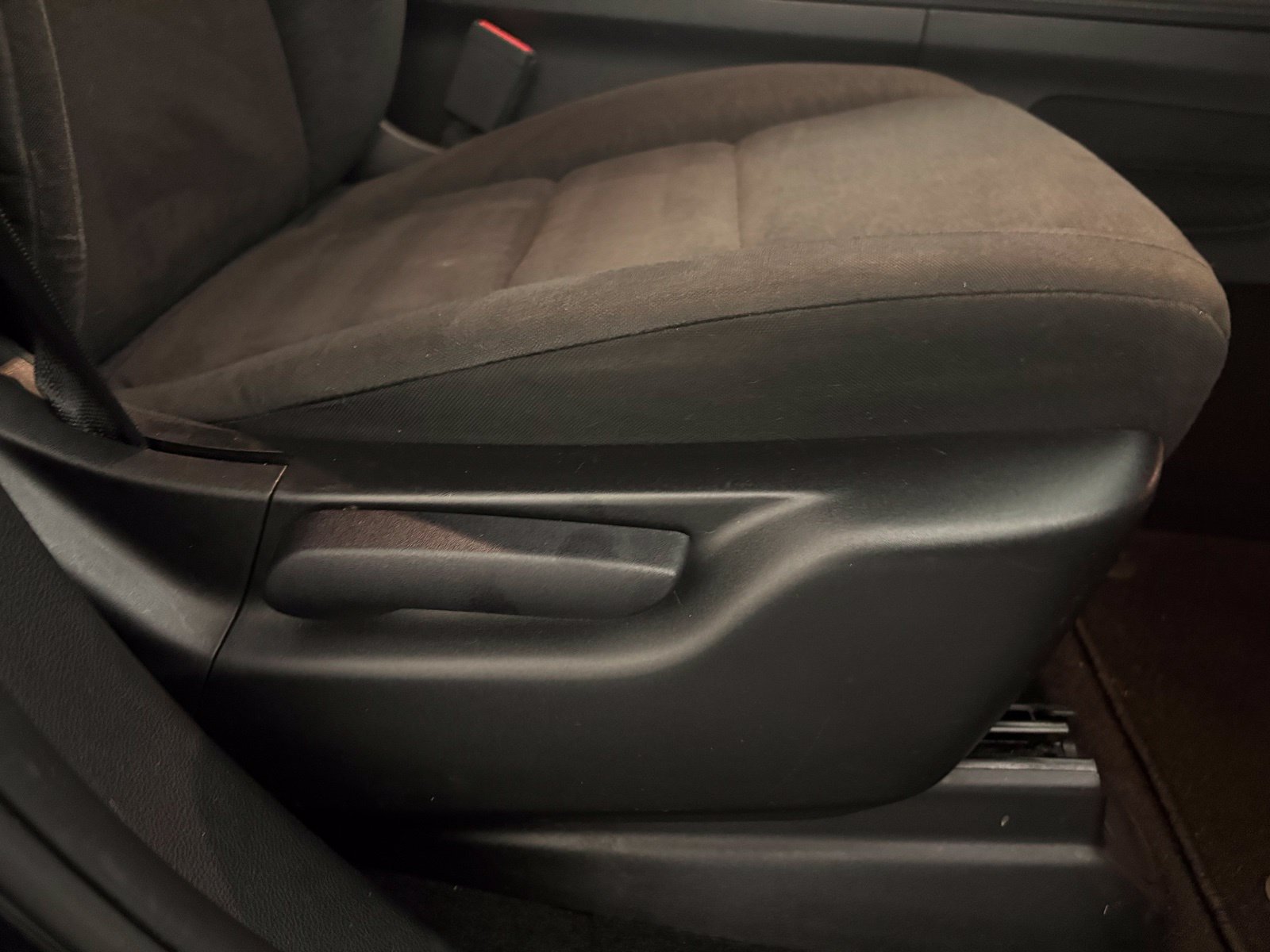 Used 2021 Dodge Durango SXT AWD/4WD image 28