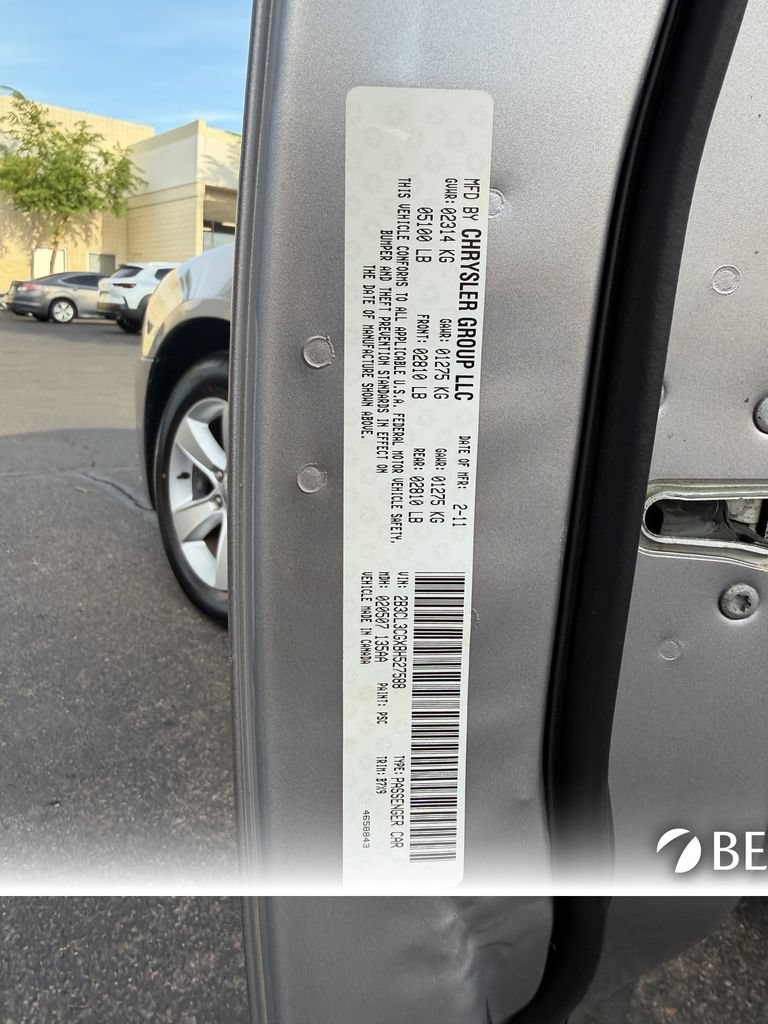 Used 2011 Dodge Charger SE RWD image 31