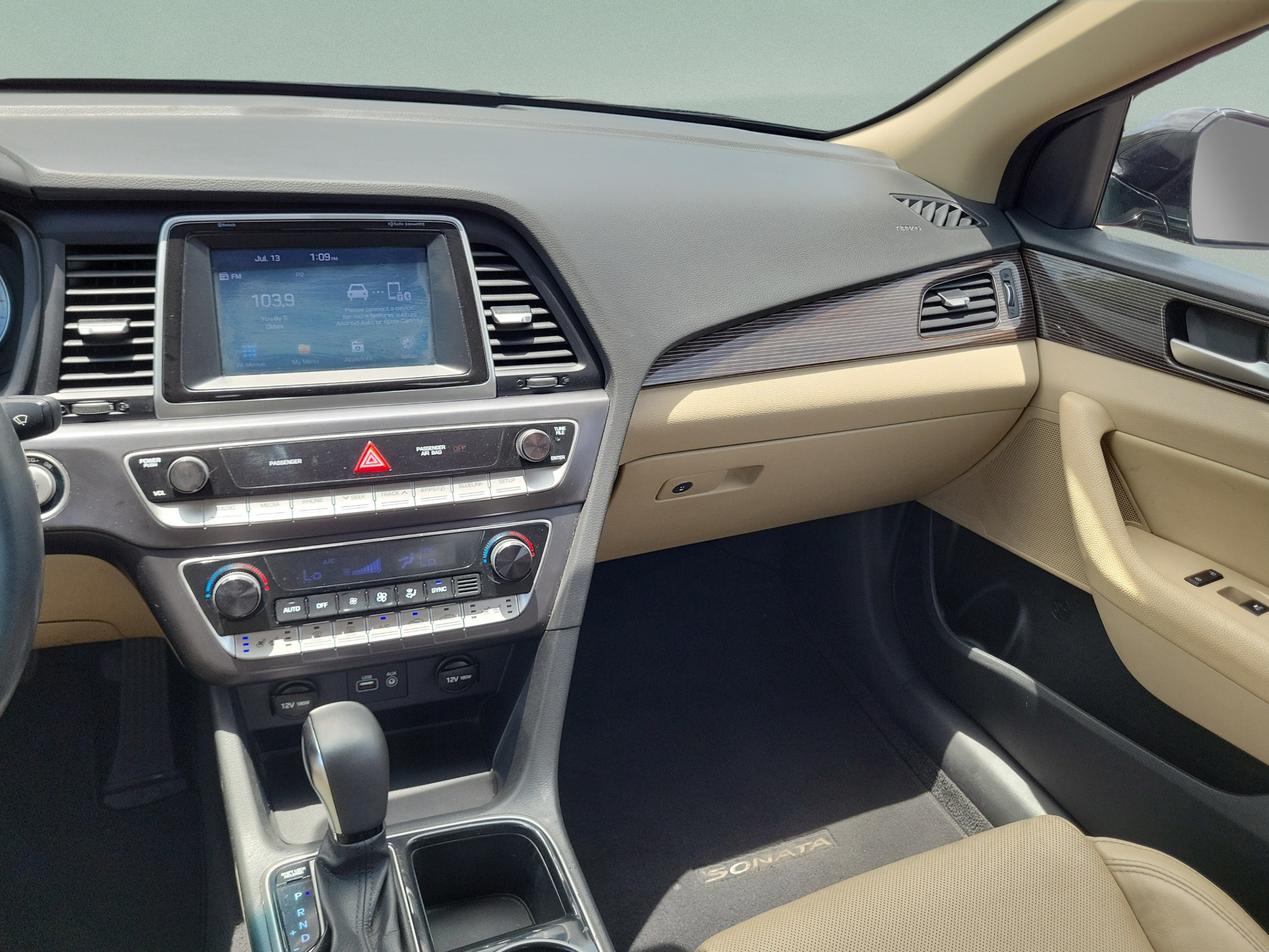 Used 2018 Hyundai Sonata Limited FWD image 17