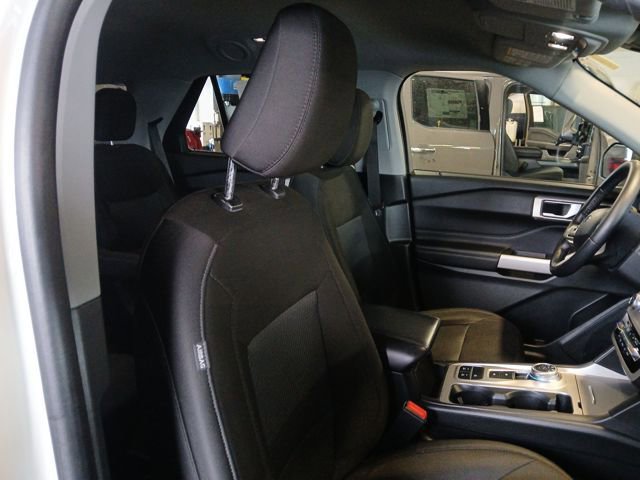 Certified 2023 Ford Explorer XLT image 60