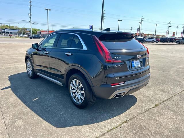 Used 2023 Cadillac XT4 Premium Luxury w/ Technology Package FWD image 6