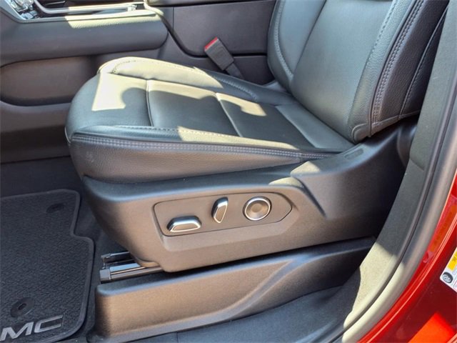Used 2024 GMC Yukon Denali image 44