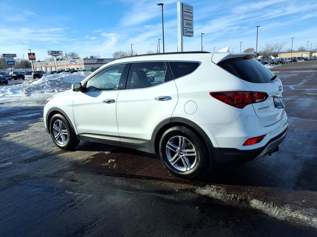 Used 2017 Hyundai Santa Fe Sport w/ 2.4L Tech Package 04 image 5