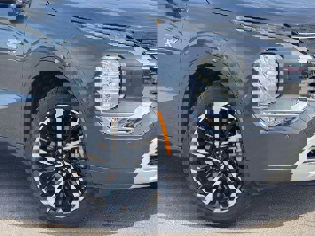 Used 2025 Mitsubishi Outlander SEL image 5