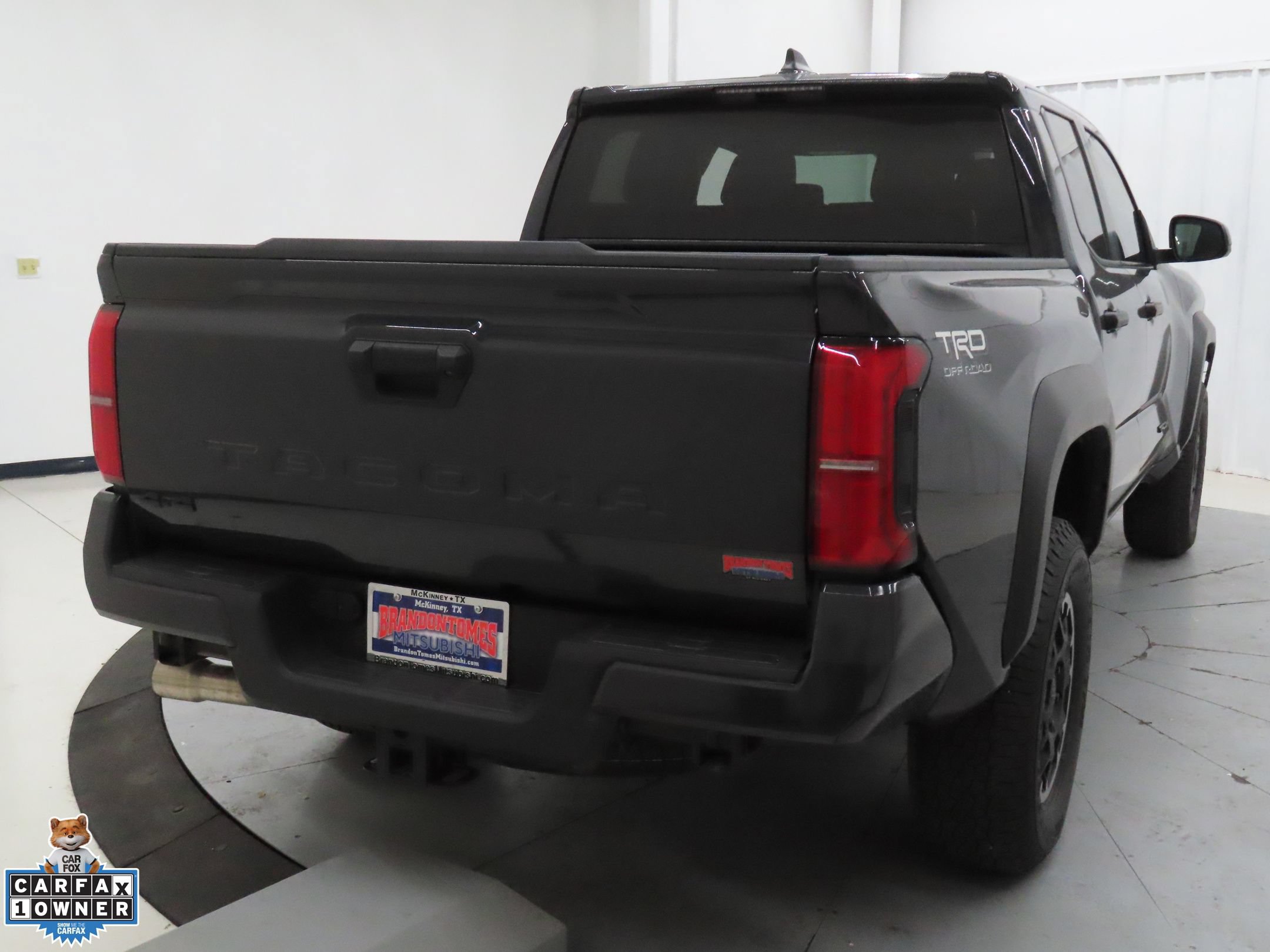 Used 2024 Toyota Tacoma TRD Off-Road AWD/4WD image 3