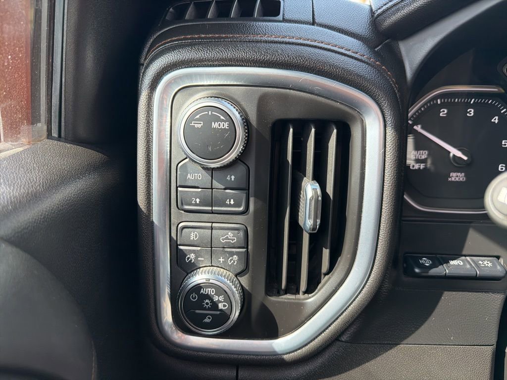 Used 2021 GMC Sierra 1500 AT4 w/ AT4 Value Package image 31