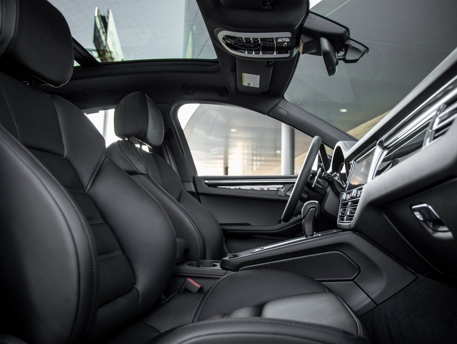 Used 2026 Porsche Macan S image 42