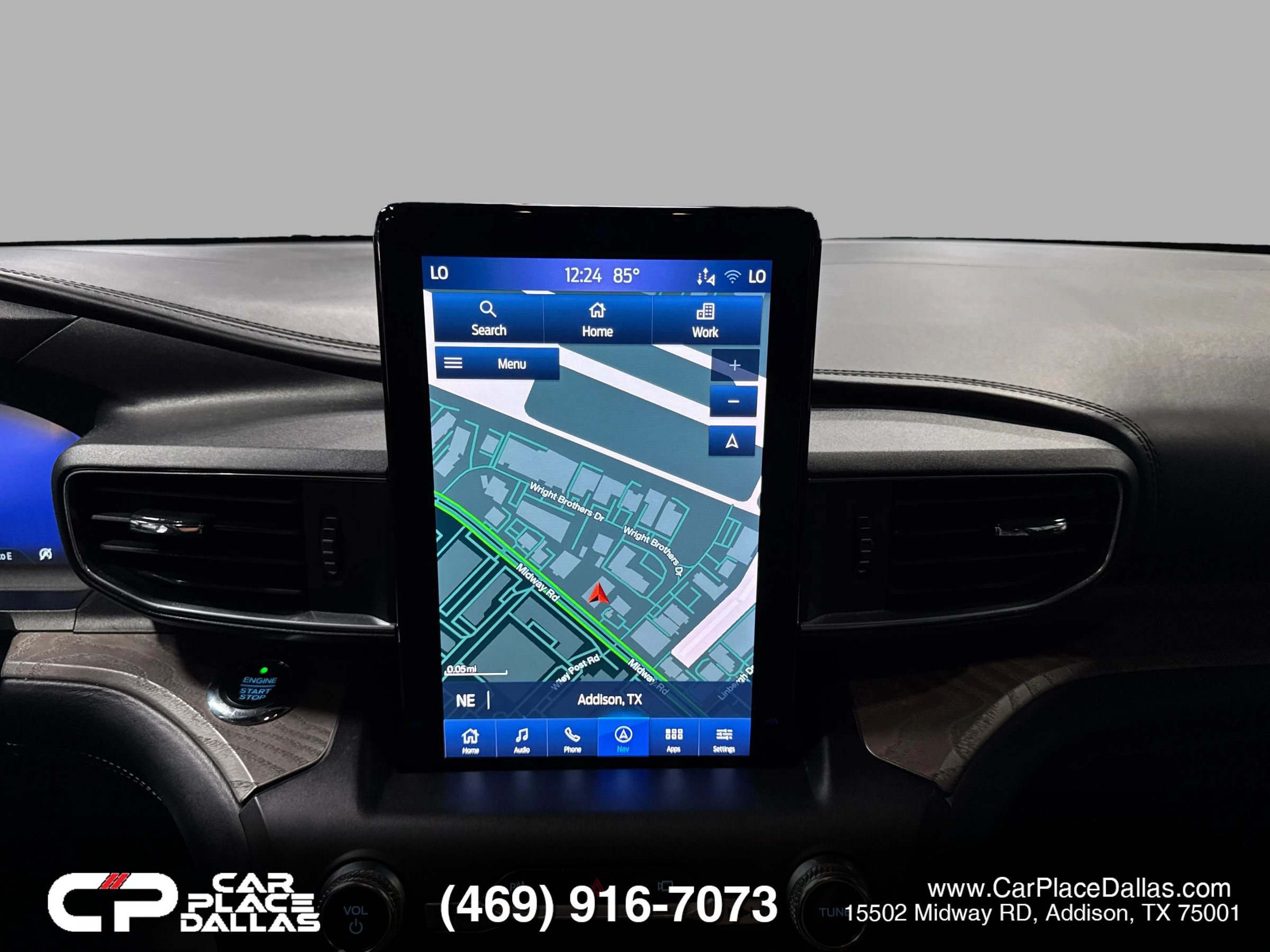 Used 2020 Ford Explorer Platinum w/ Premium Technology Package AWD/4WD image 32