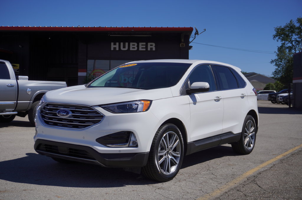 Used 2024 Ford Edge Titanium AWD/4WD image 3