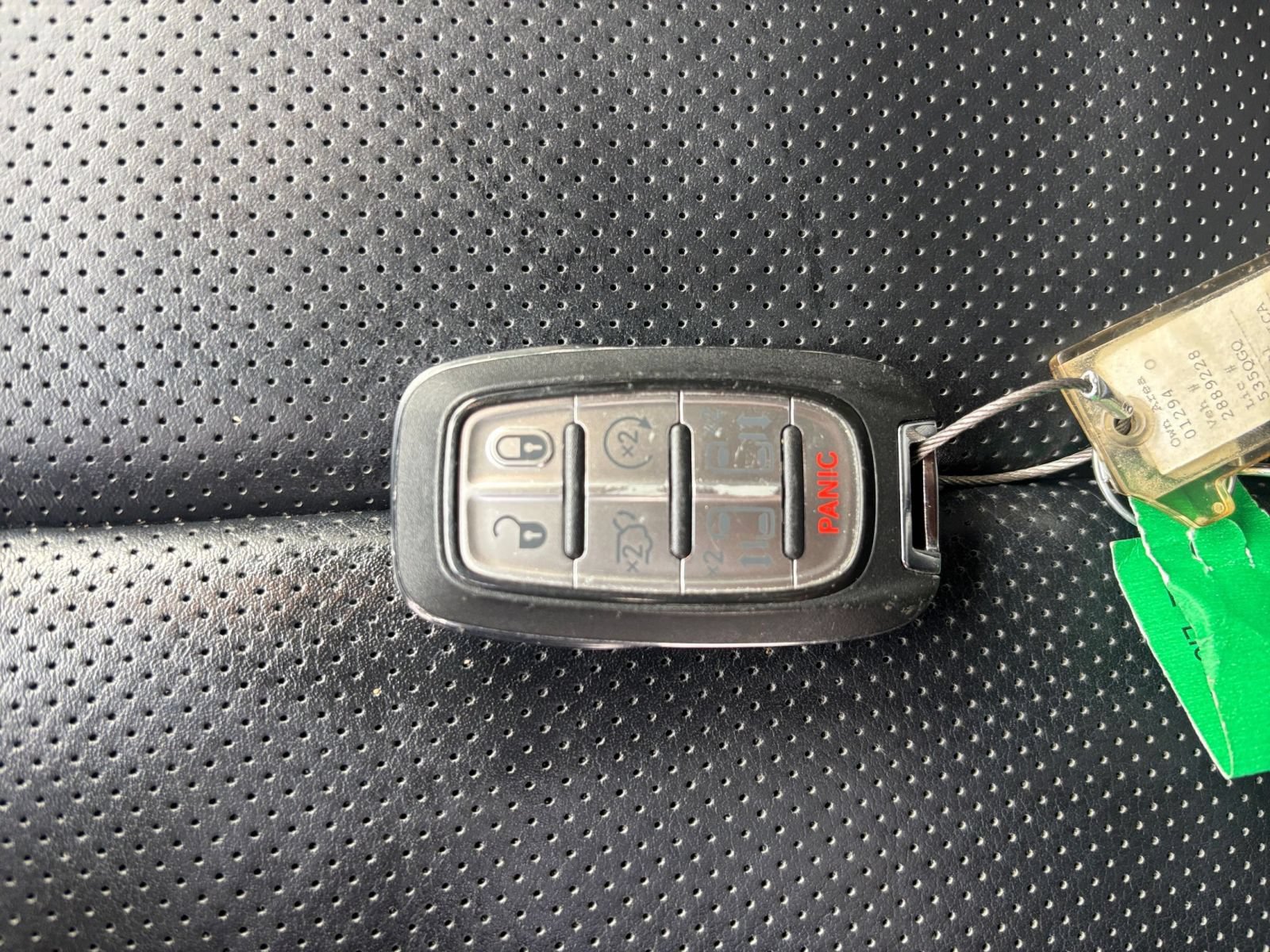 Used 2025 Chrysler Pacifica Limited FWD image 21