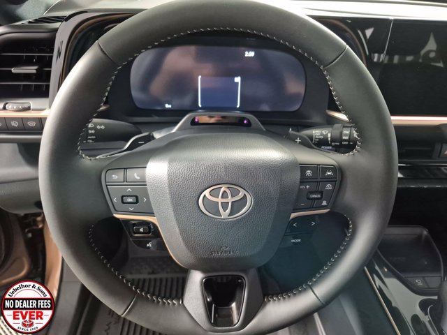 New 2026 Toyota Crown Signia AWD/4WD image 11