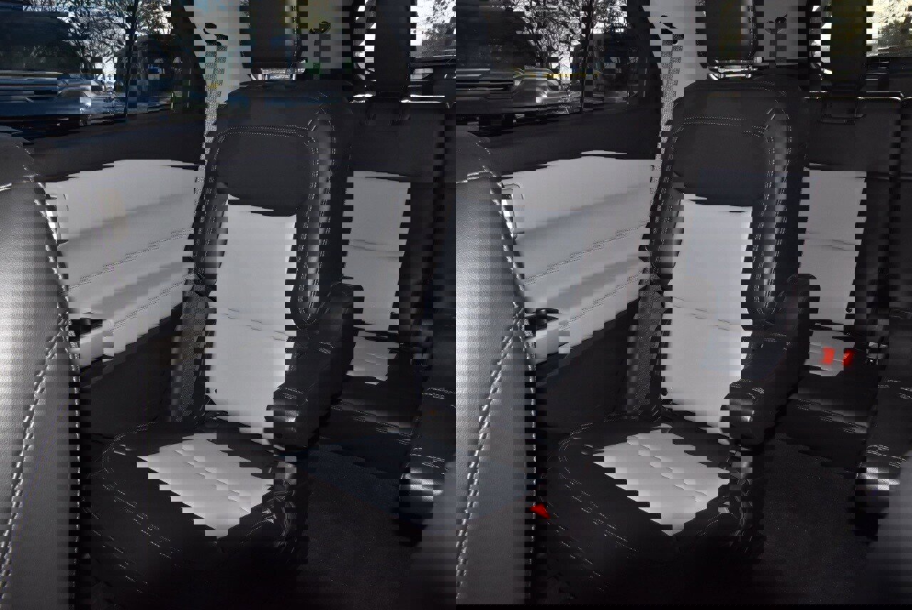 Used 2023 Ford Explorer XLT w/ Equipment Group 202A image 20