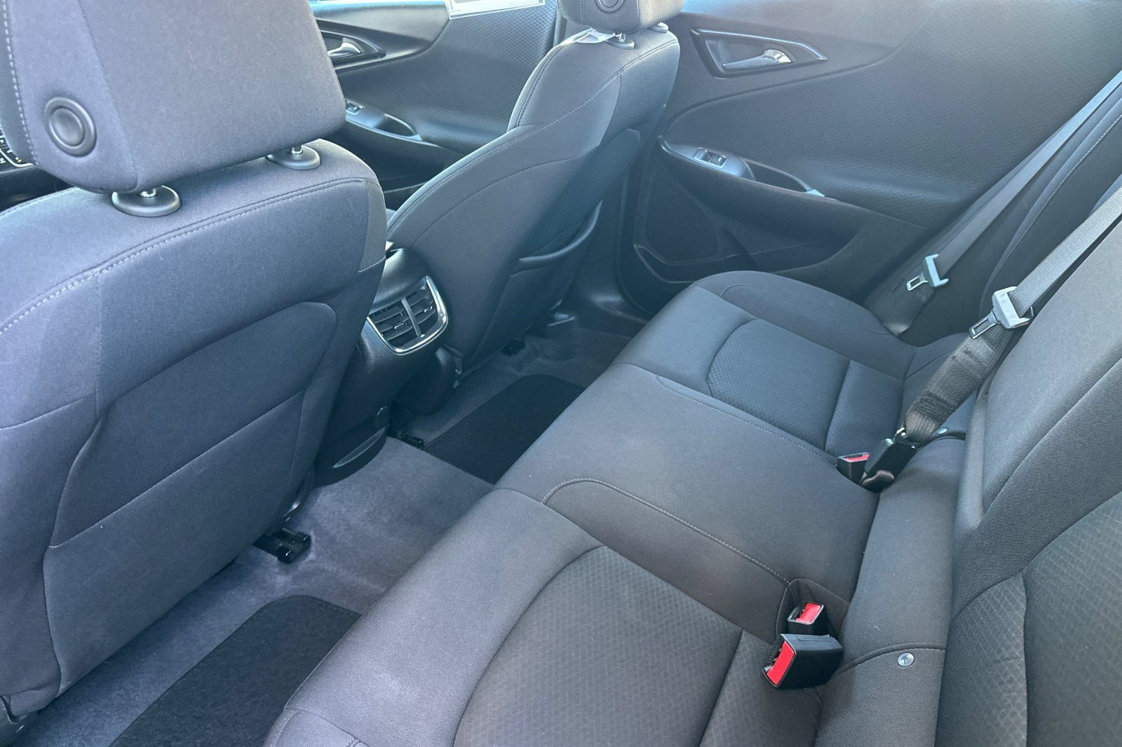 Used 2023 Chevrolet Malibu LT FWD image 12