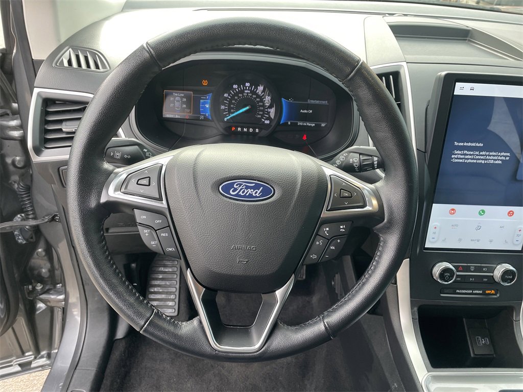 Used 2023 Ford Edge SEL image 16