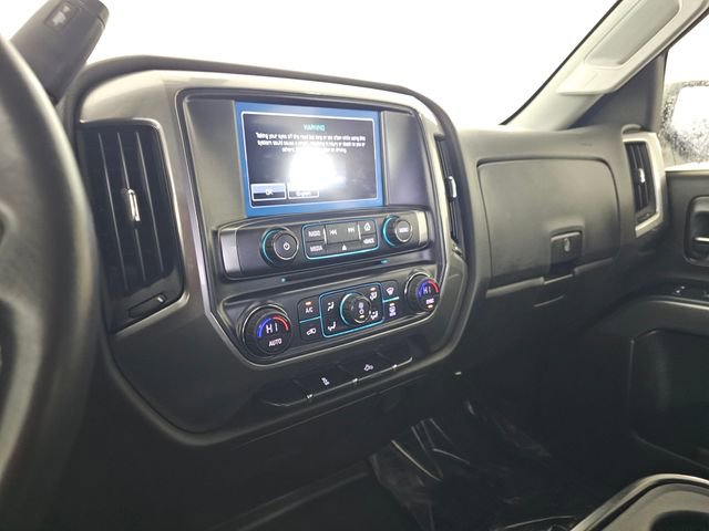 Used 2018 Chevrolet Silverado 1500 LT w/ All Star Edition image 33