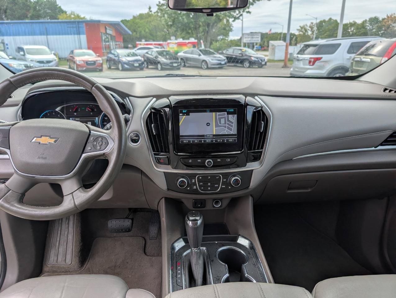 Used 2018 Chevrolet Traverse LT FWD image 12
