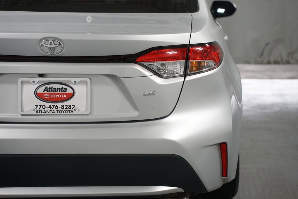 Used 2022 Toyota Corolla LE image 10