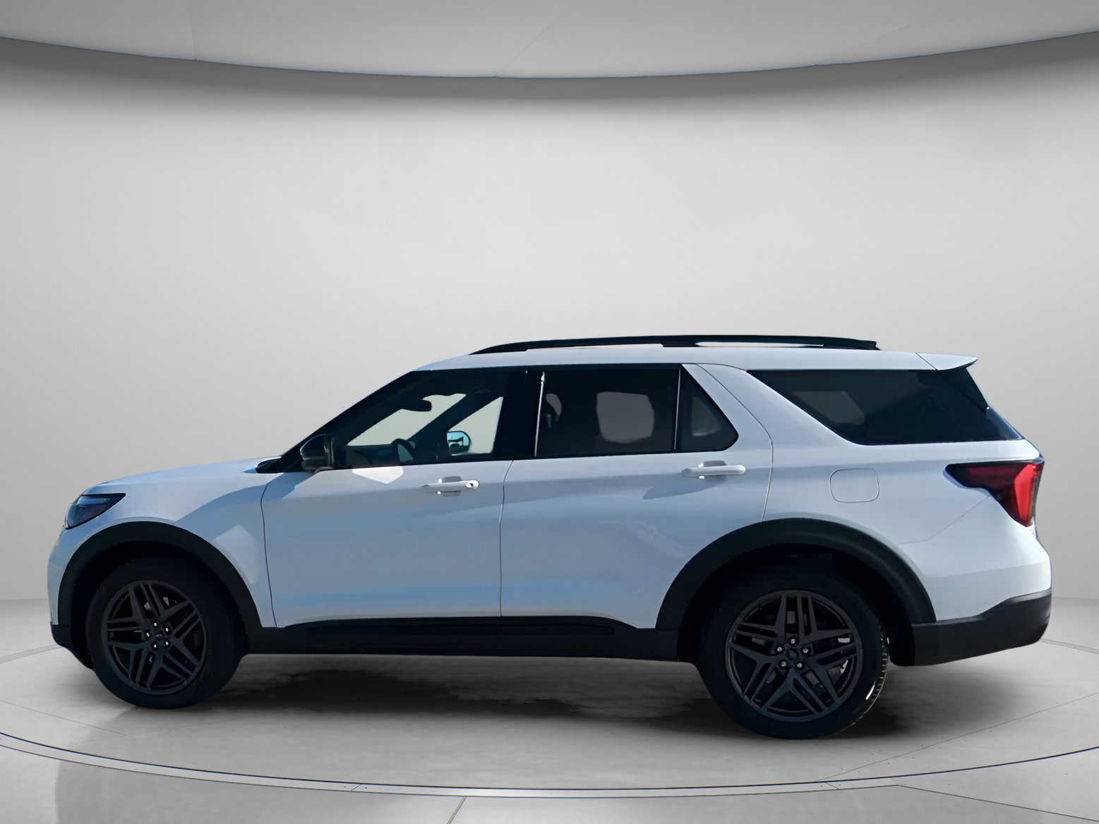 New 2026 Ford Explorer ST RWD image 17