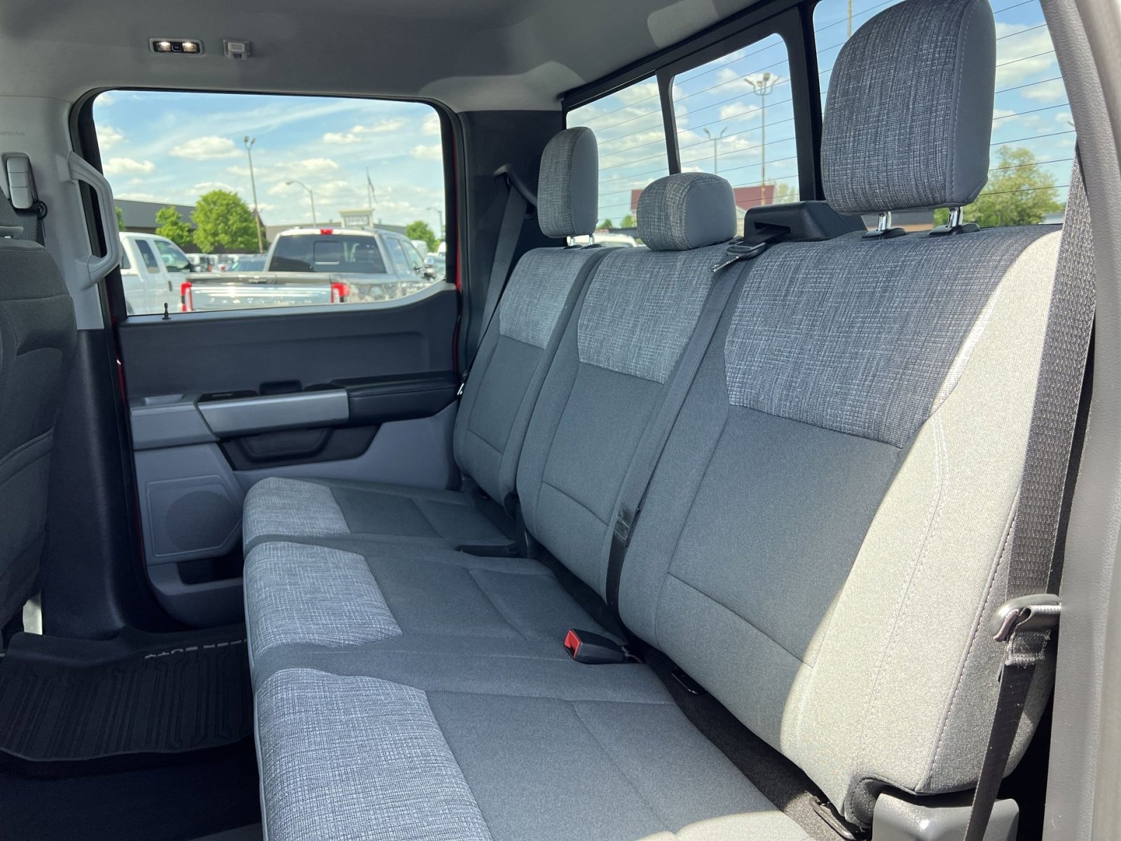 Used 2023 Ford F350 XLT AWD/4WD image 31