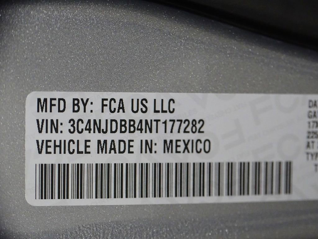 Used 2022 Jeep Compass Latitude w/ Convenience Group image 19