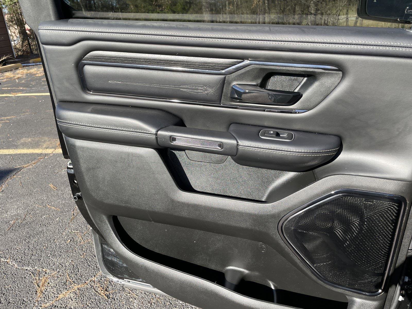 Used 2024 RAM 1500 Limited image 43