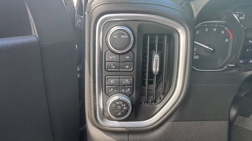 Used 2021 GMC Sierra 1500 SLT w/ SLT Premium Package image 18