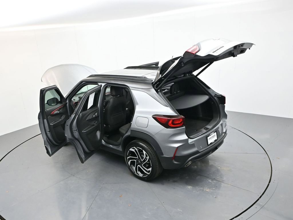 Used 2024 Chevrolet TrailBlazer RS w/ Convenience Package image 40