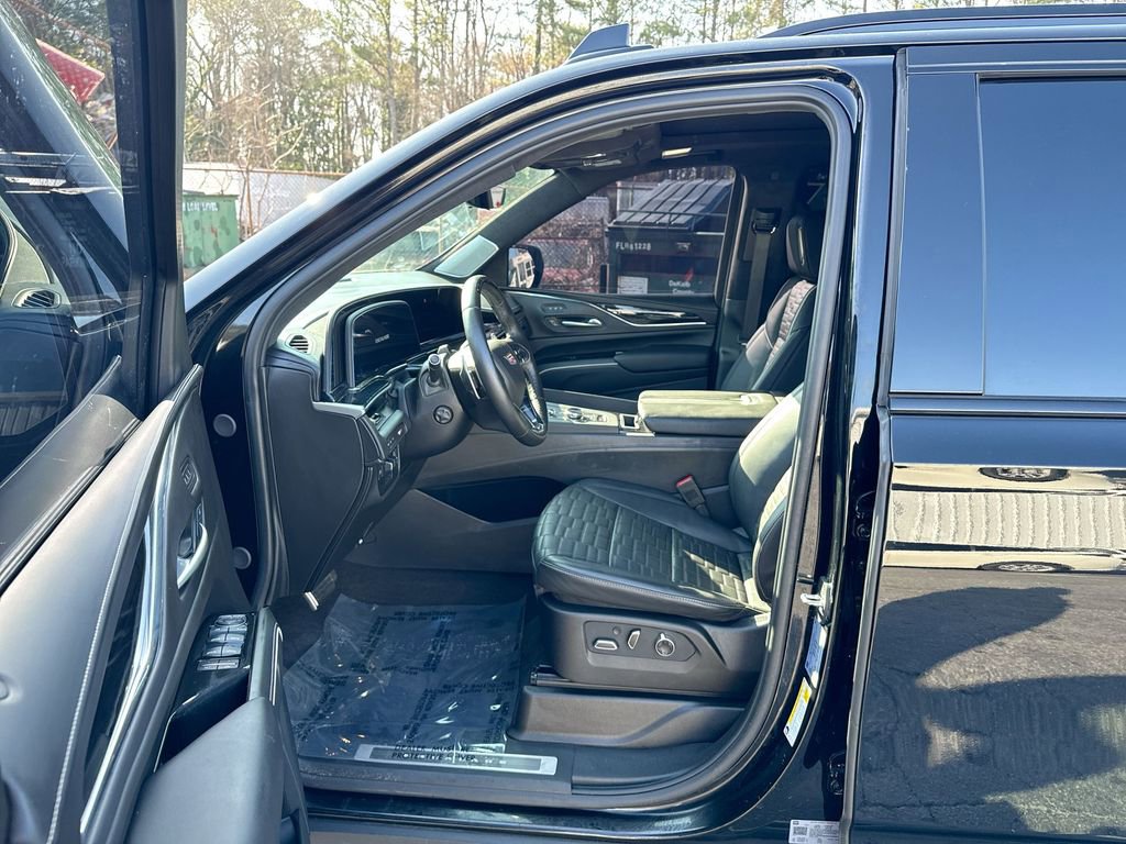 Used 2024 Cadillac Escalade V image 13