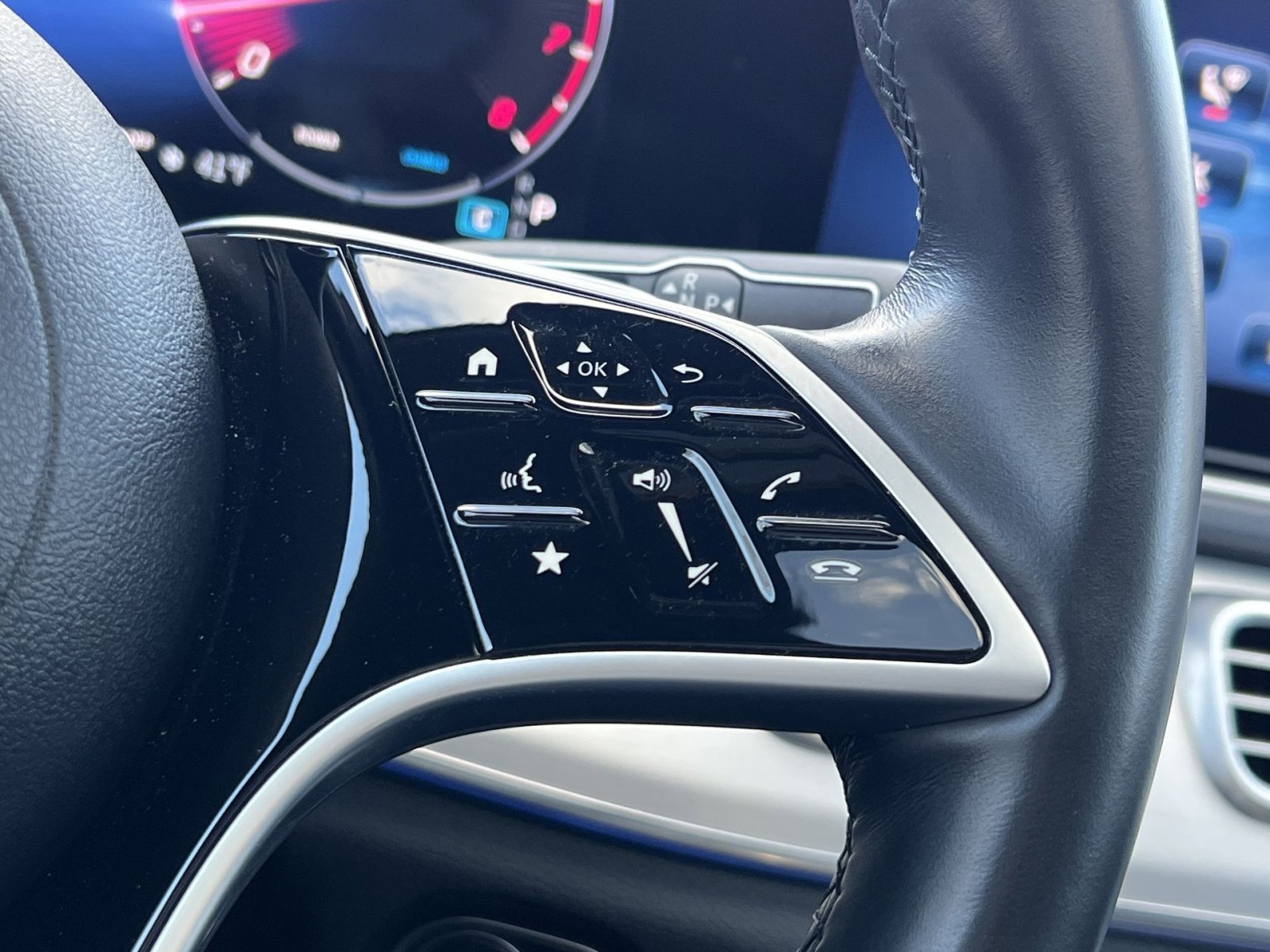 Certified 2024 Mercedes-Benz GLE 350 4MATIC image 29