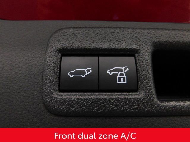 Used 2024 Toyota Venza Limited image 19