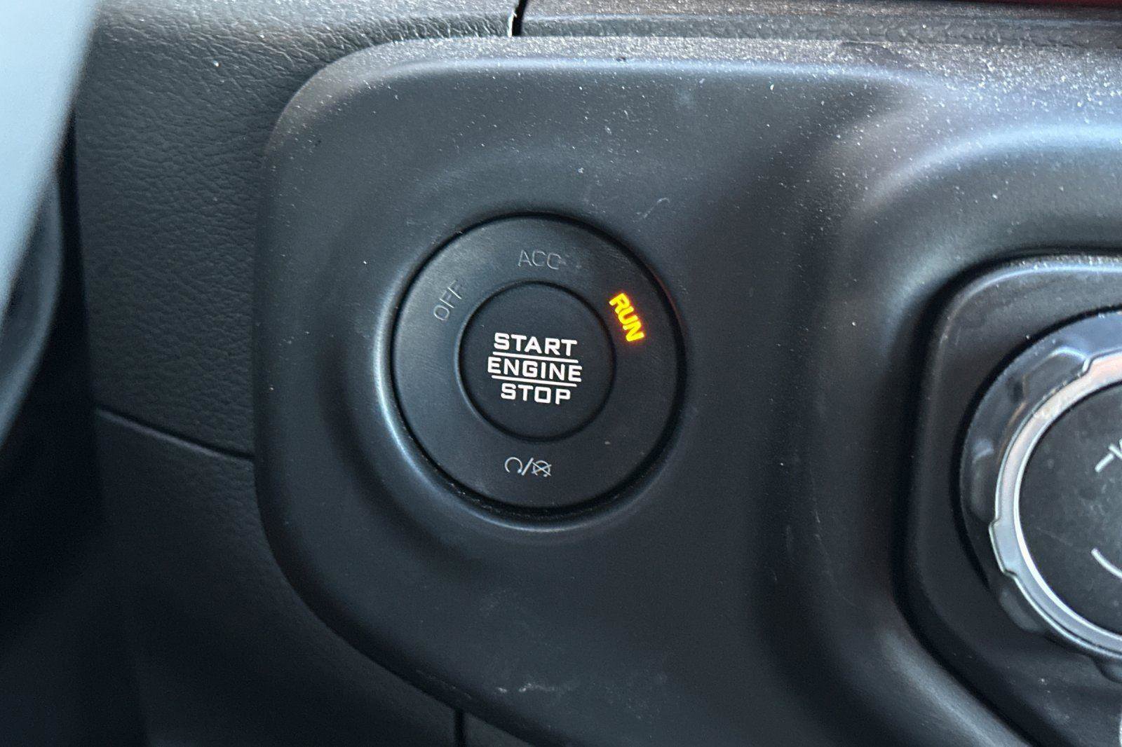 Used 2023 Jeep Wrangler Unlimited Rubicon 4xe image 25