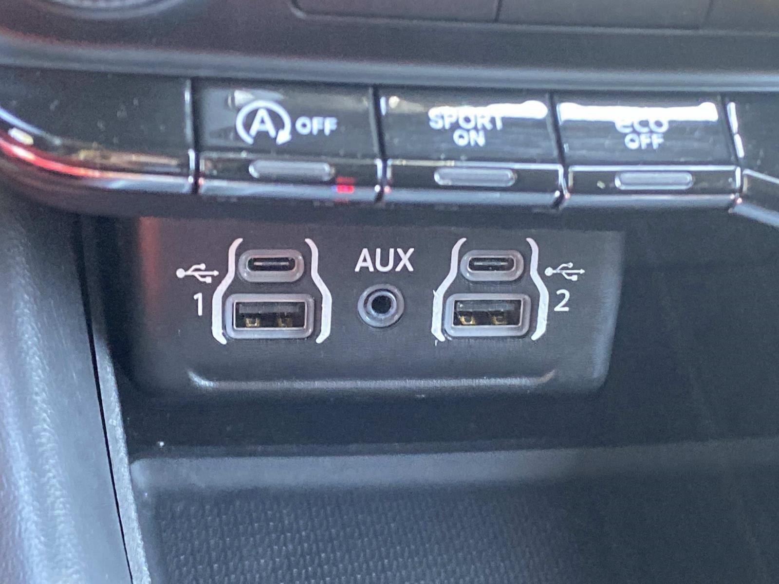 Certified 2024 Dodge Durango SXT image 32