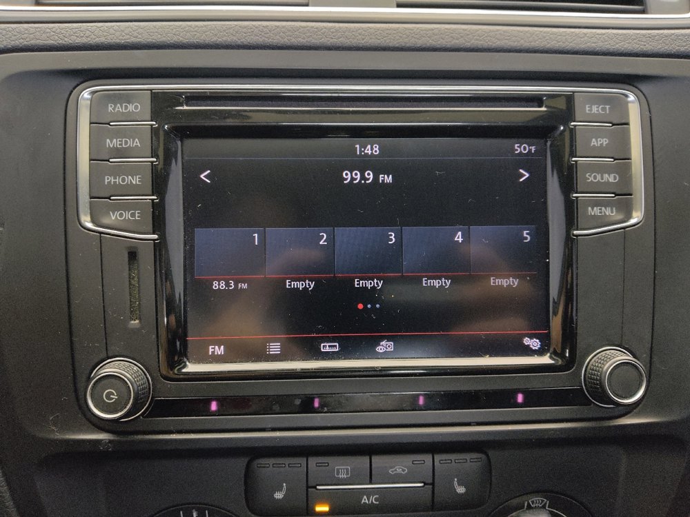 Used 2018 Volkswagen Jetta SE image 25