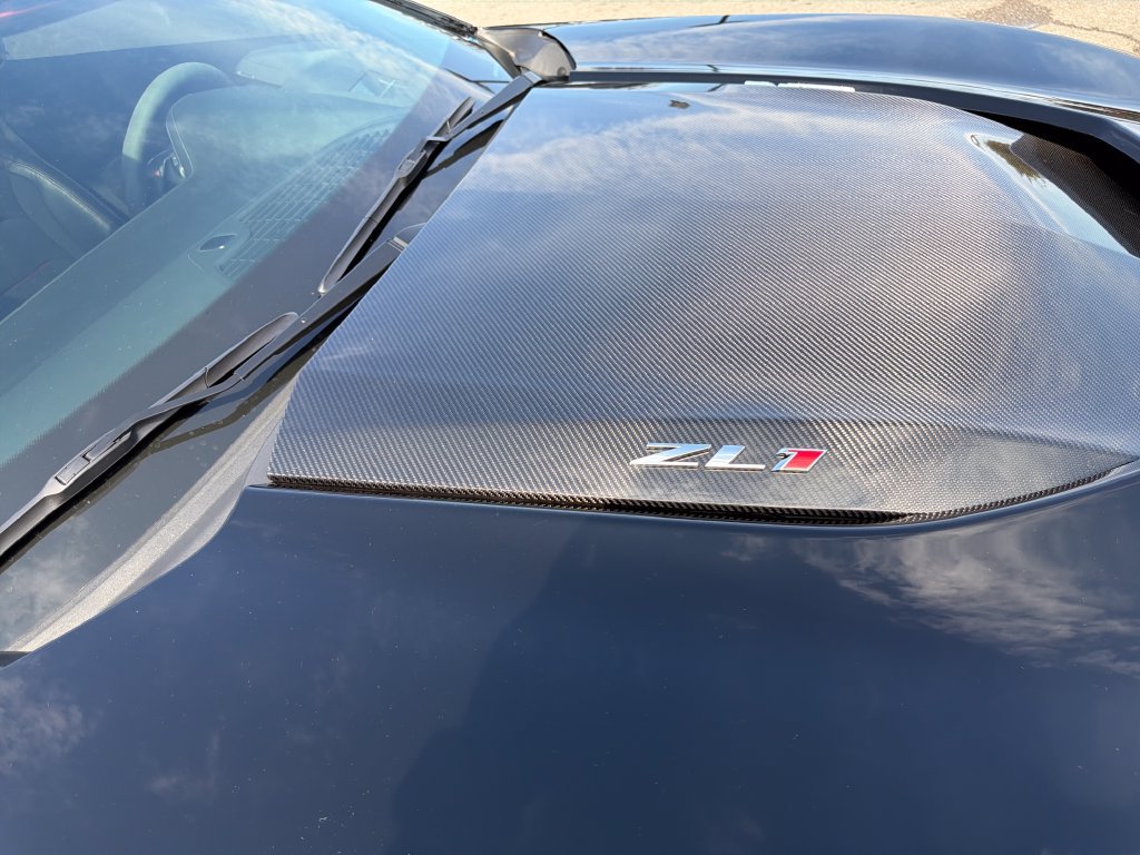 Used 2022 Chevrolet Camaro ZL1 RWD image 47