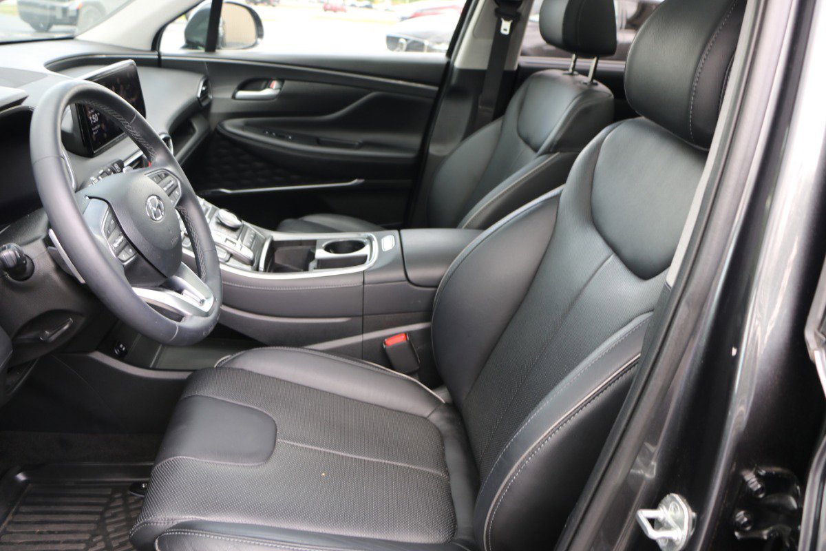 Used 2022 Hyundai Santa Fe Limited FWD image 31