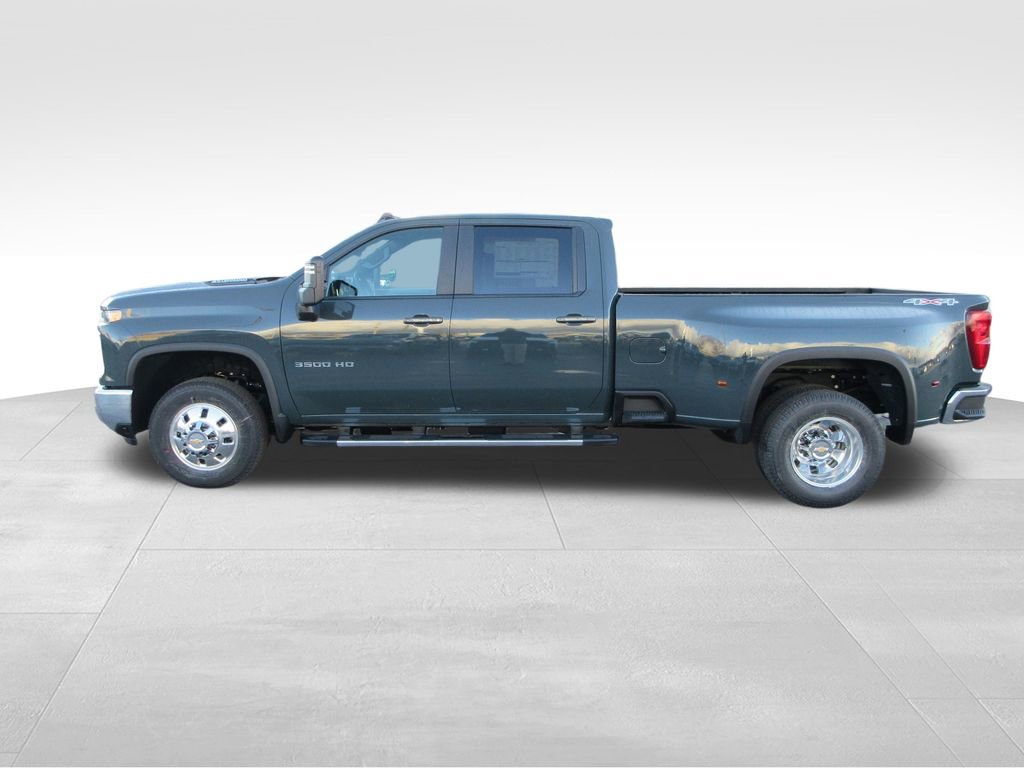 New 2026 Chevrolet Silverado 3500 LT w/ All Star Edition AWD/4WD image 3
