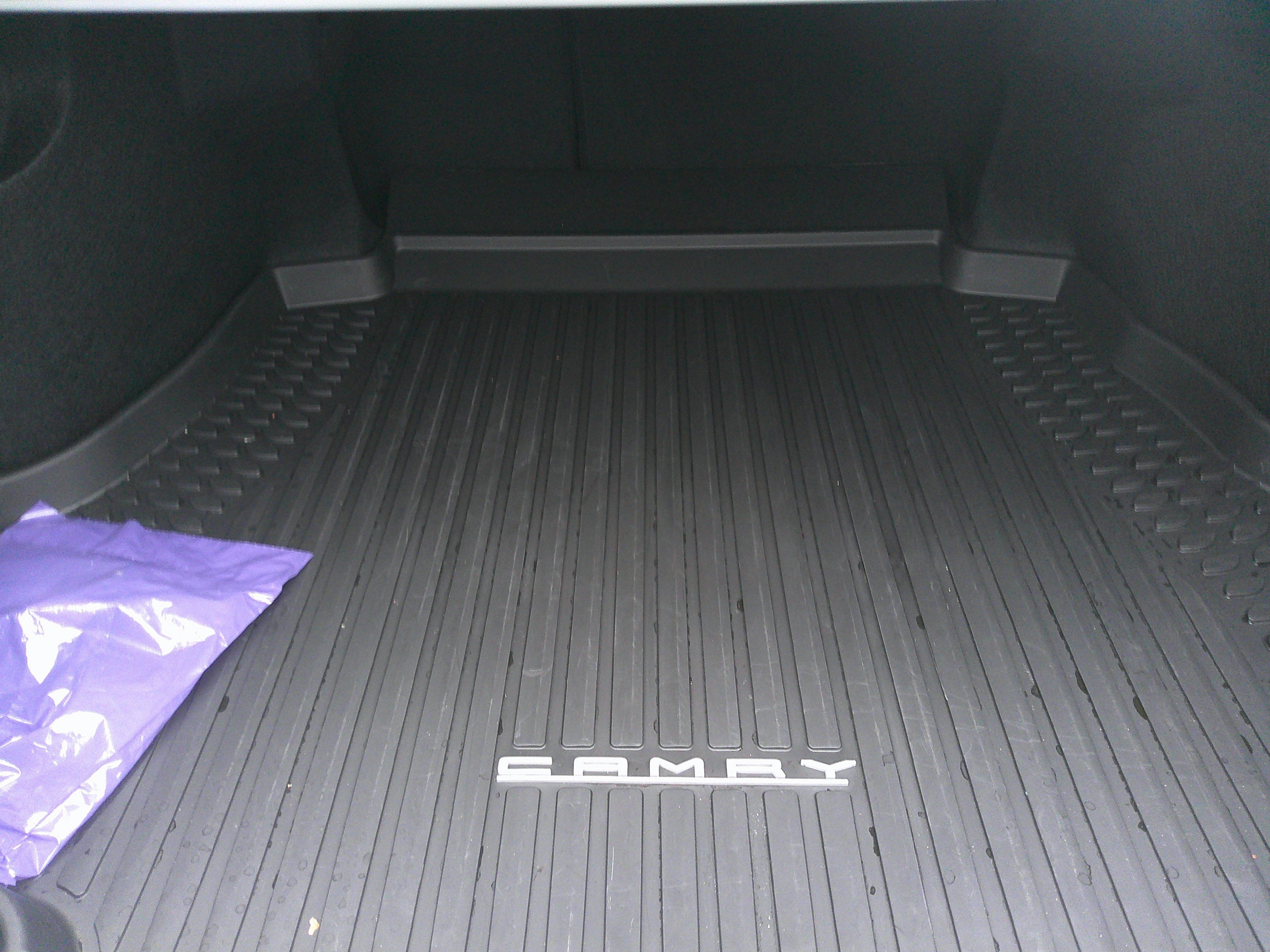 Used 2025 Toyota Camry LE image 32