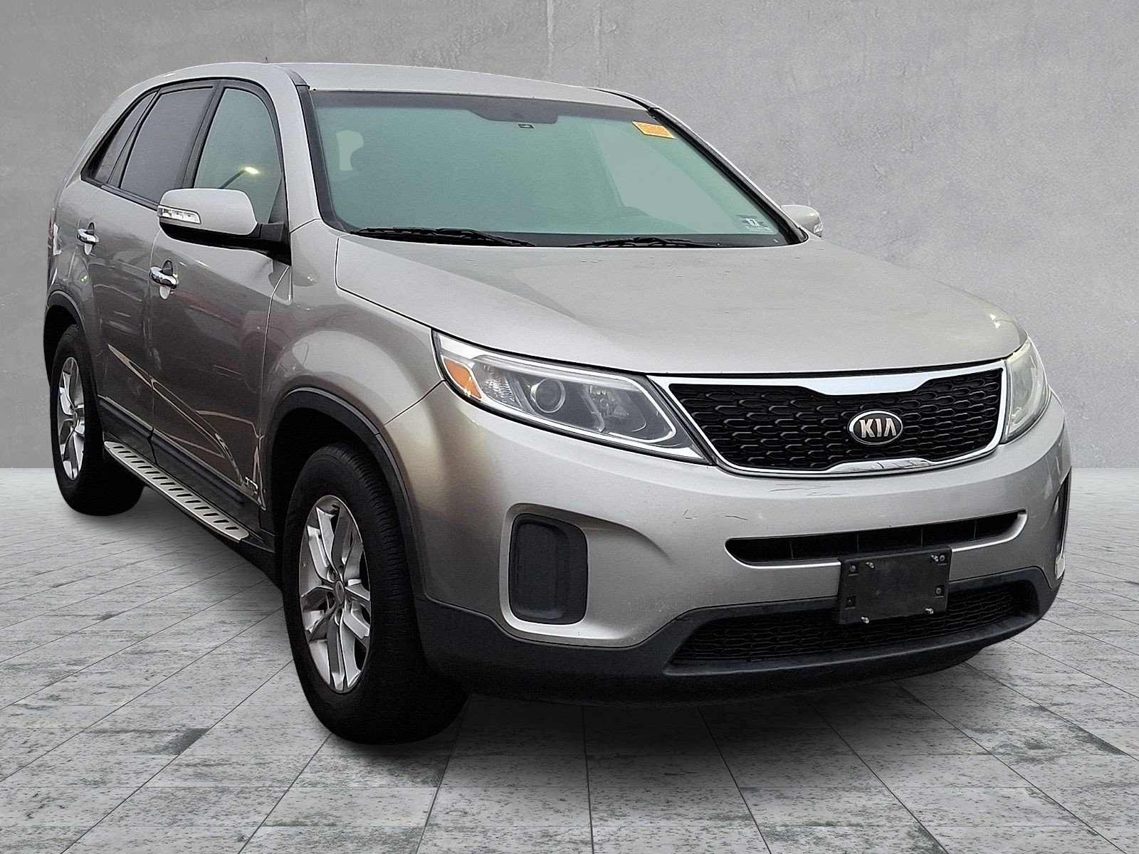 Used 2014 Kia Sorento LX image 1