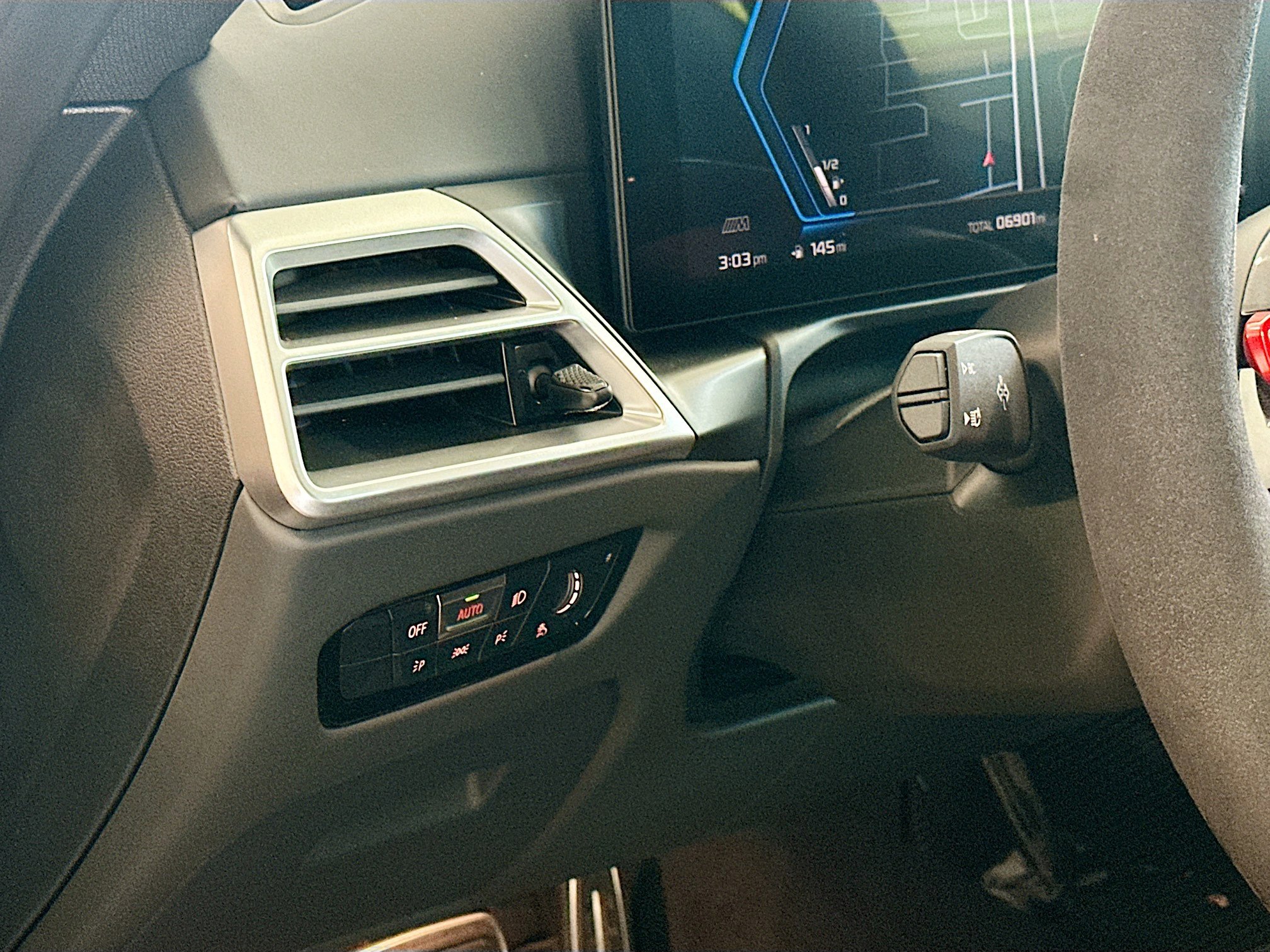 Used 2025 BMW M4 CS image 8