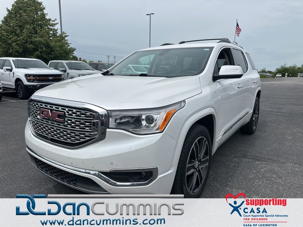 Used 2017 GMC Acadia Denali w/ Technology Package AWD/4WD image 1