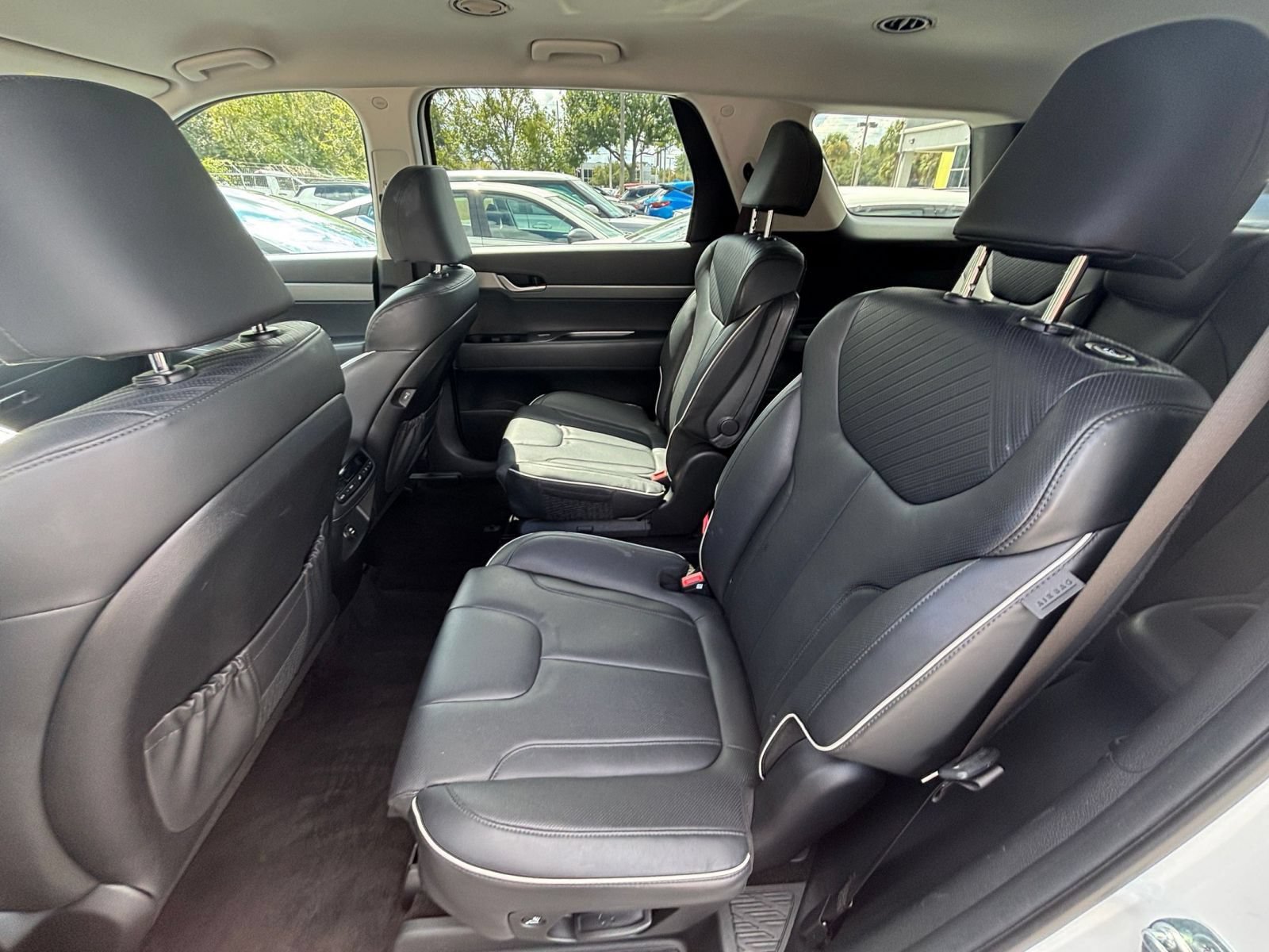 Used 2024 Hyundai Palisade SEL FWD image 28