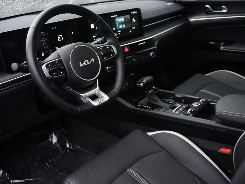 Used 2025 Kia K5 GT-Line w/ GT-Line Premium Package image 28