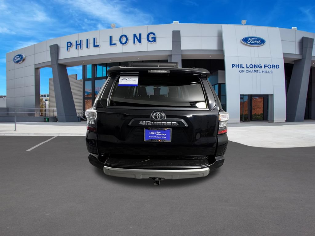 Used 2018 Toyota 4Runner TRD Off-Road w/ TRD Performance Package AWD/4WD image 4