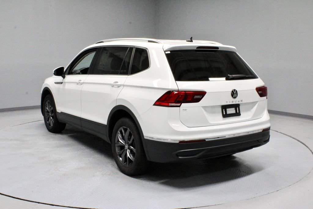 Used 2024 Volkswagen Tiguan SE FWD image 9