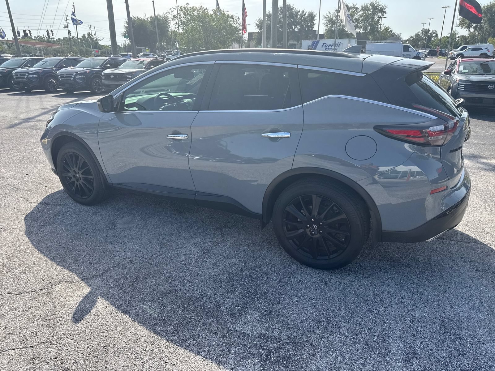 Certified 2024 Nissan Murano SV w/ SV Midnight Edition Package FWD image 18