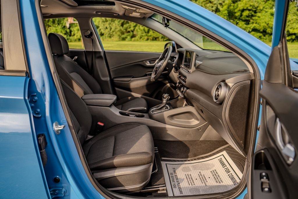 Used 2022 Hyundai Kona SEL w/ Convenience Package FWD image 20